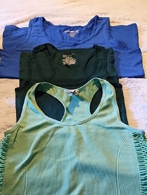 🇺🇸Reel Legends Layered Tank Top in Blue No Boundaries Green And Chebery Green